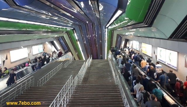 پله برقی متروی تجریش تهران