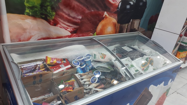 فروشگاه بزرگ رحمتی شوش دانیال نبی (ع)